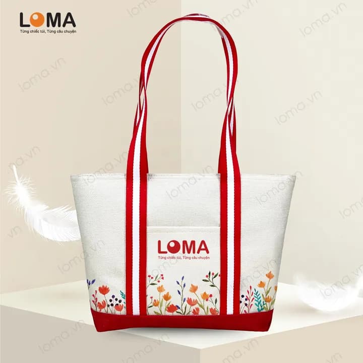 Hoa đỏ: Họa tiết hoa cỏ đồng nội